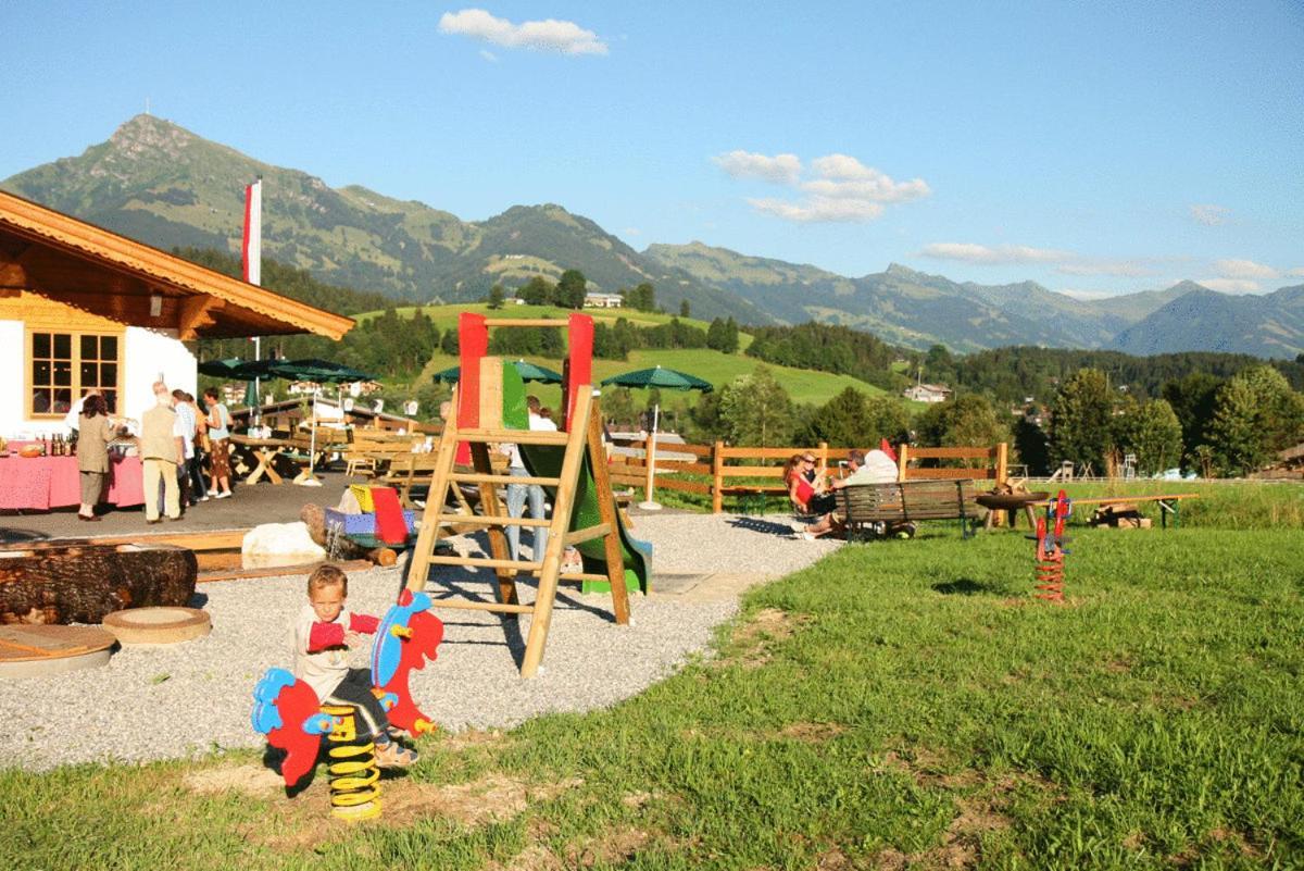 Hotel Hubertus Mit Erlebnislandgasthof Reitherwirt Kitzbuhel Luaran gambar