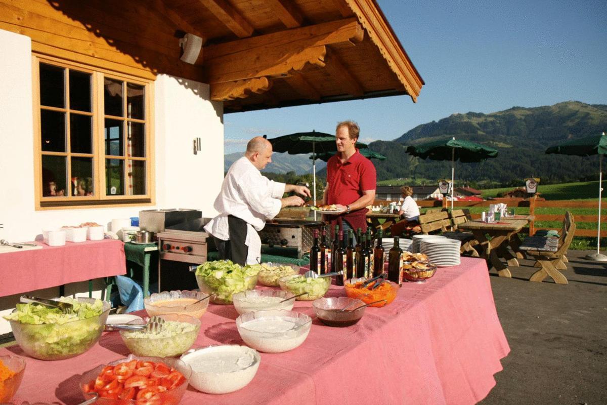 Hotel Hubertus Mit Erlebnislandgasthof Reitherwirt Kitzbuhel Luaran gambar