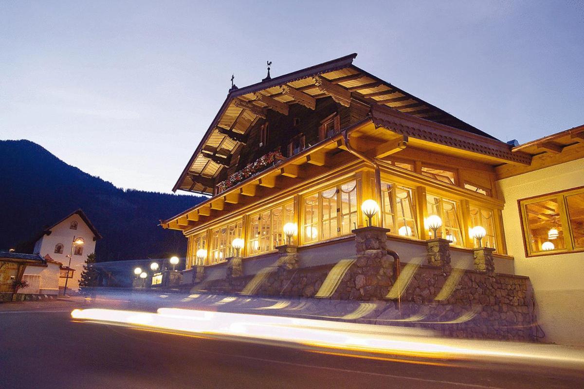 Hotel Hubertus Mit Erlebnislandgasthof Reitherwirt Kitzbuhel Luaran gambar